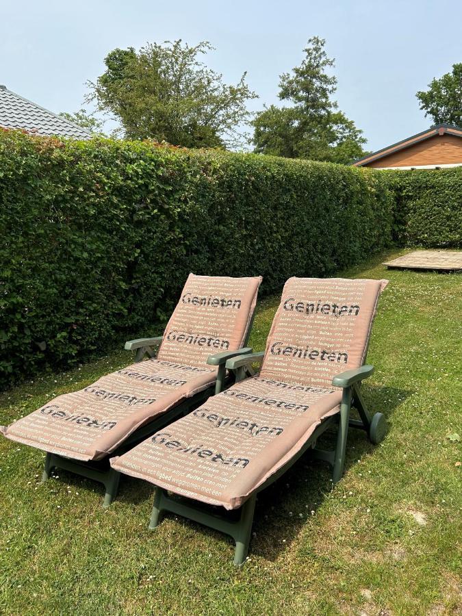 Oosterschelde Lodge Met Veel Privacy En Dicht Bij Het Water Scherpenisse Bagian luar foto