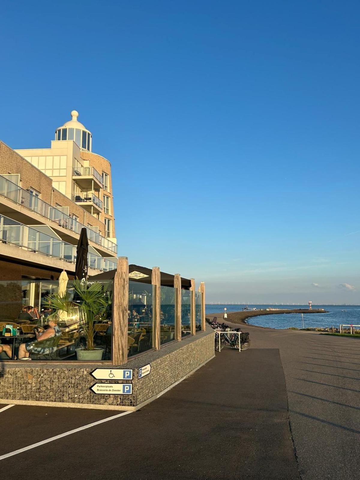 Oosterschelde Lodge Met Veel Privacy En Dicht Bij Het Water Scherpenisse Bagian luar foto