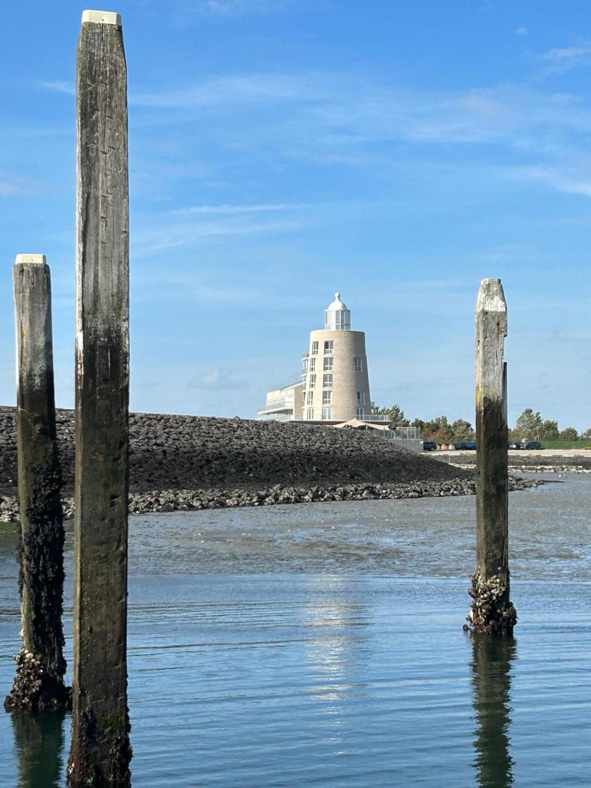Oosterschelde Lodge Met Veel Privacy En Dicht Bij Het Water Scherpenisse Bagian luar foto