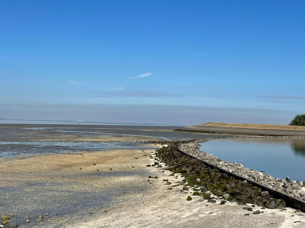 Oosterschelde Lodge Met Veel Privacy En Dicht Bij Het Water Scherpenisse Bagian luar foto
